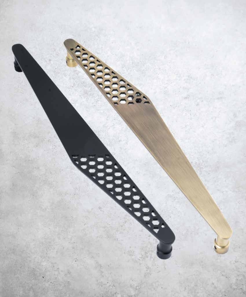 PYRAMID Pull Handle 400mm -